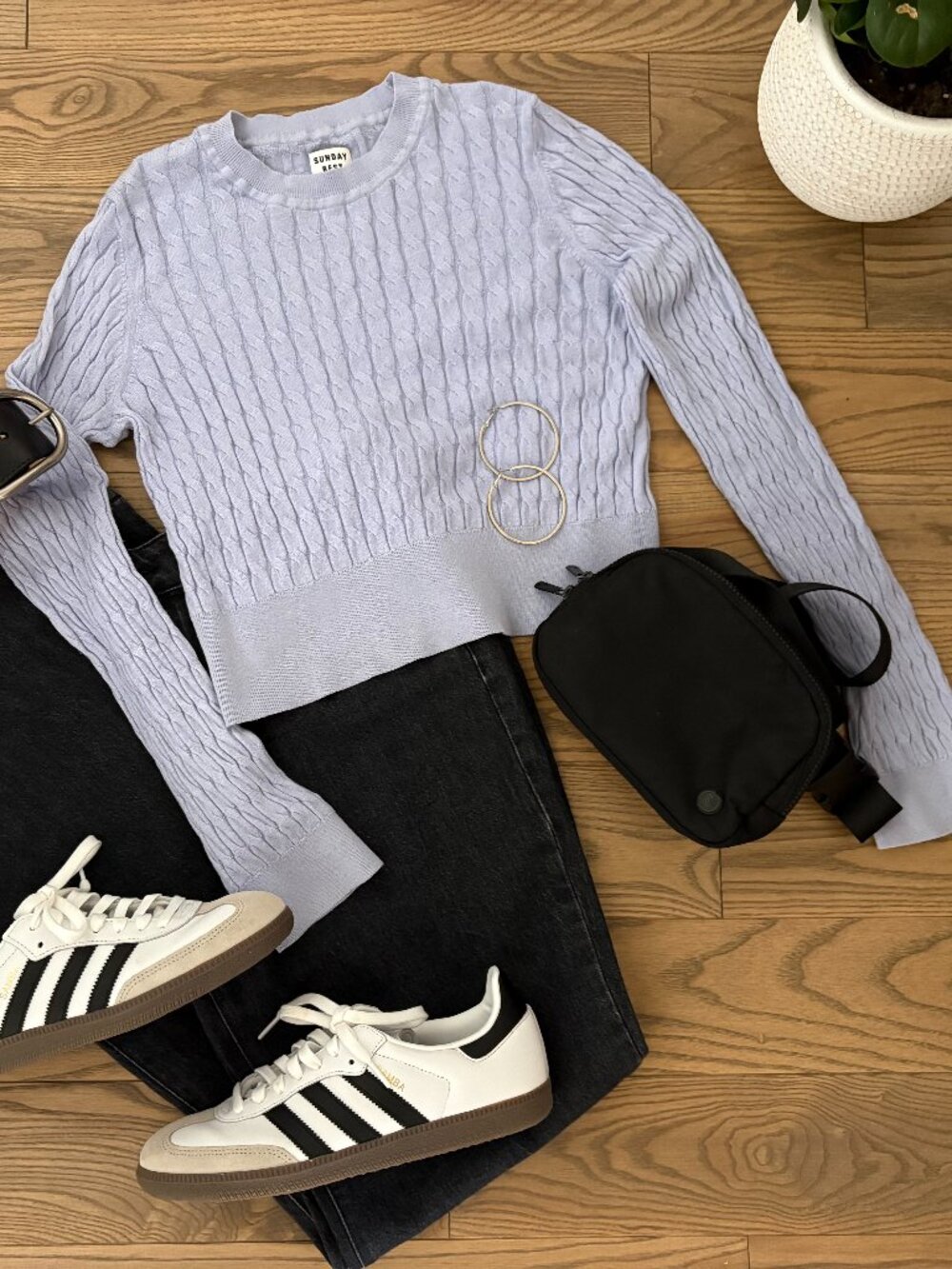 ARITZIA Lilac Cable-Knit Cashmere Blend Crew Neck Sweater